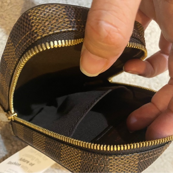 Louis Vuitton Damier Ebene Etui Okapi PM - Picture 8 of 8